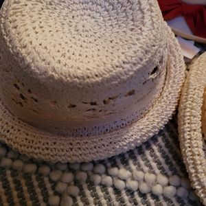 Group of 4 Vintage hats no brands